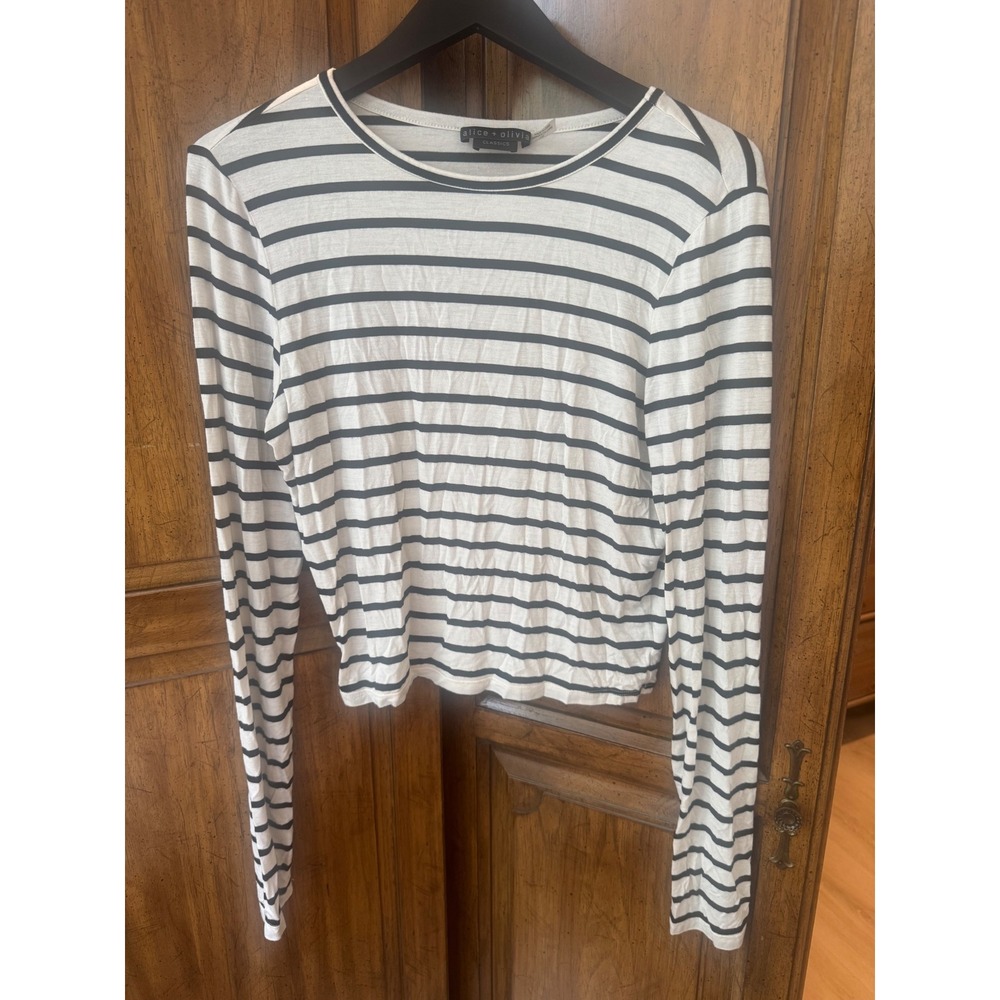 Alice + Olivia Classics Striped Long Sleeve Top Black‎ White Large. Super Soft.